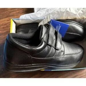 Dr. Scholl display picture 3
